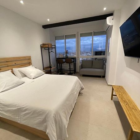 Sky Views Studio In City Centre Alicante Exterior photo