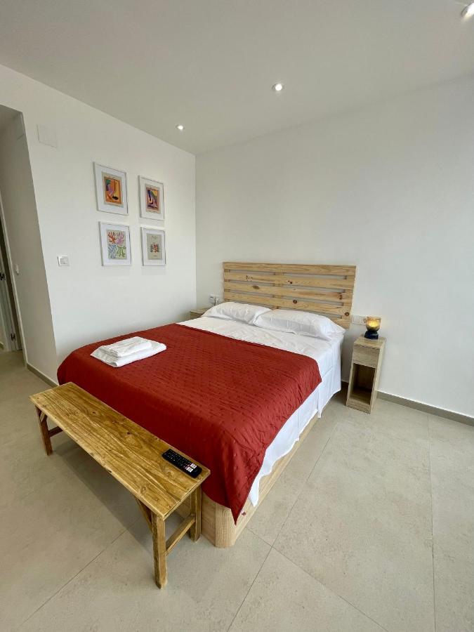Sky Views Studio In City Centre Alicante Exterior photo