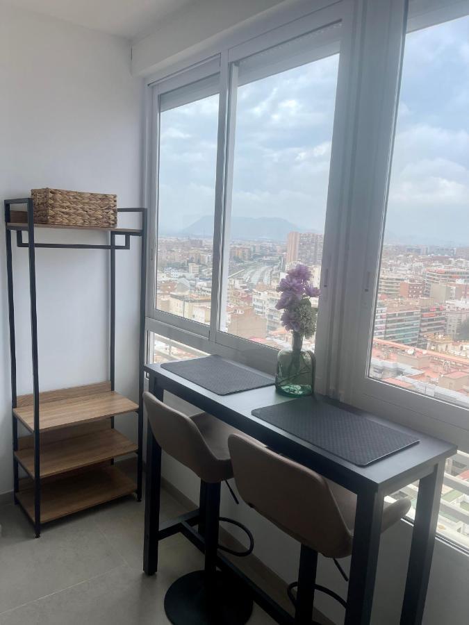 Sky Views Studio In City Centre Alicante Exterior photo